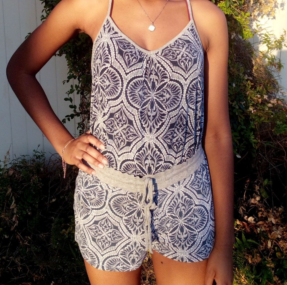 Ink + Ivy 2-piece sphagetti-strap + shorts